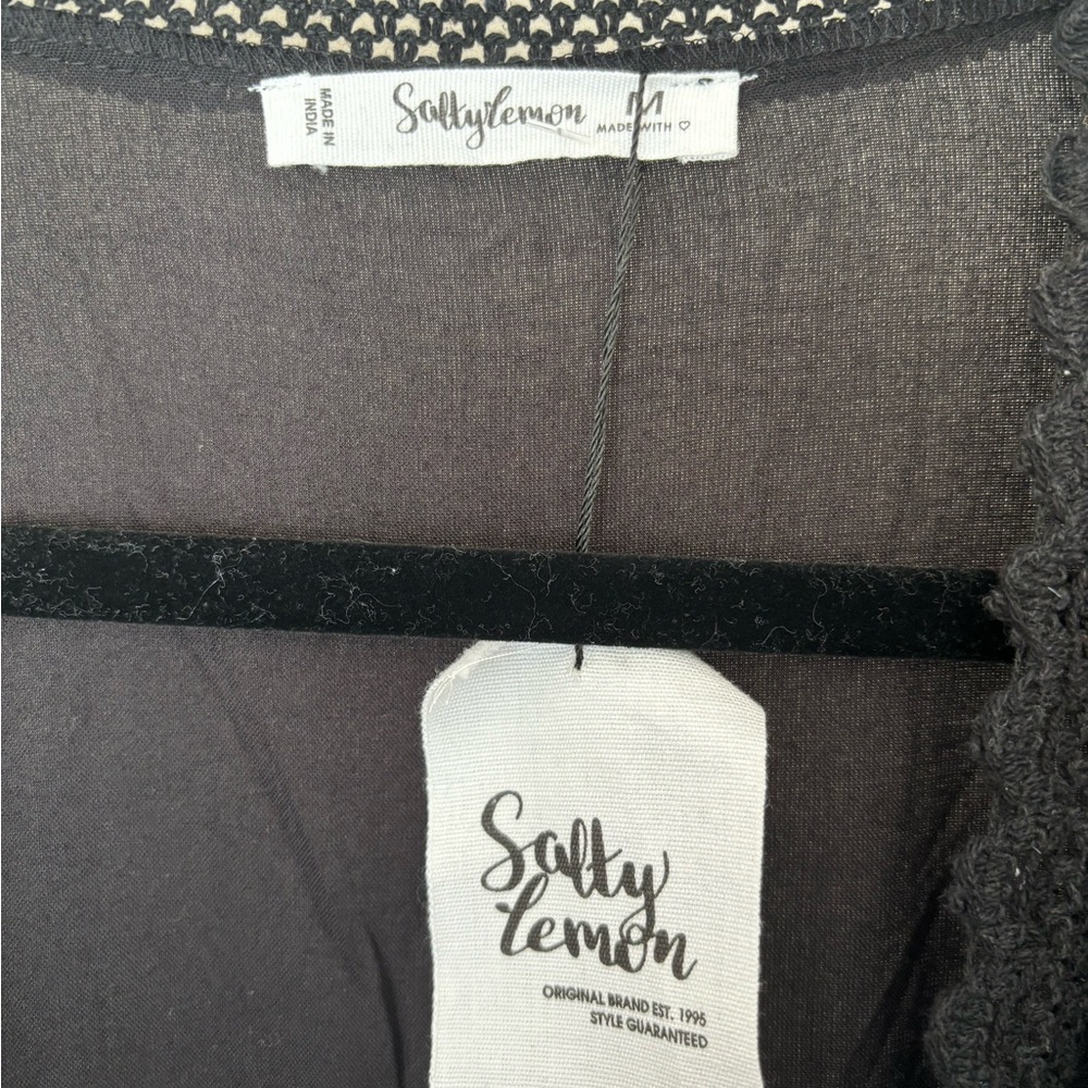 Salty Lemon Open Front Lace Inset Swim Cover Up NWT Size M - Picture 4 of 6